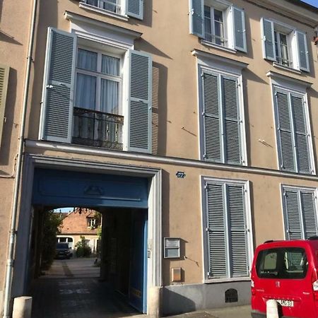 77 Rue de France Apartamento Fontainebleau Exterior foto